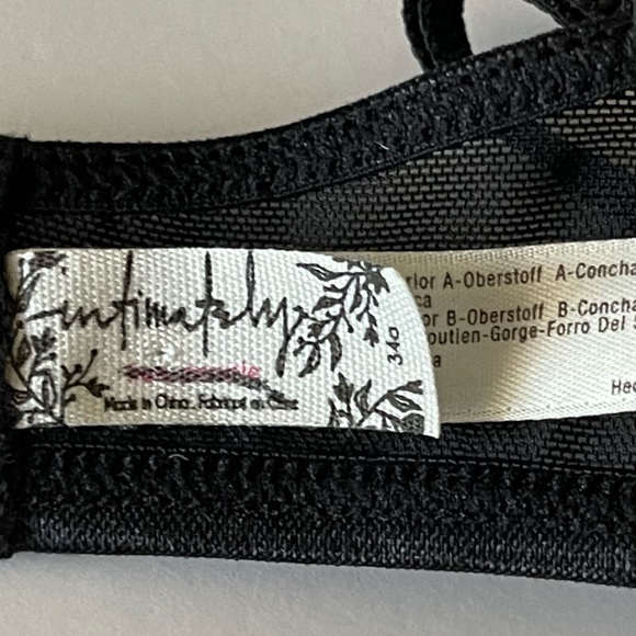 Free People Intimately crimson lace triangle underwire bra - Black & Navy 34a - Picture 7 of 11